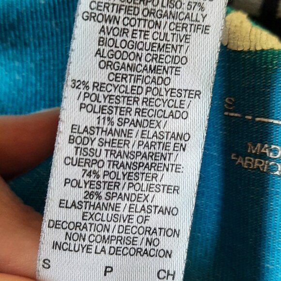 NIKE Sportswear Leg-A-See Graphic Logo Crop Leggings Style# 652478-006 - Size S - Picture 12 of 16